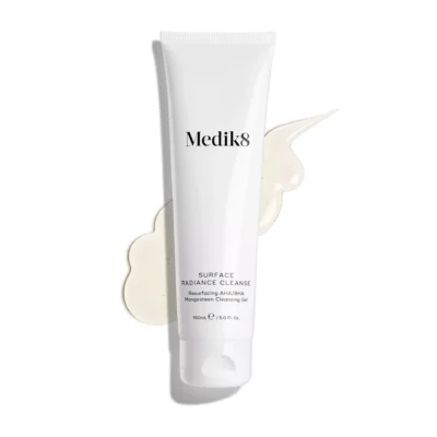Medik8 SURFACE RADIANCE CLEANSE™ Гель для вмивання з АНА, ВНА й екстрактом мангостана, 150 мл